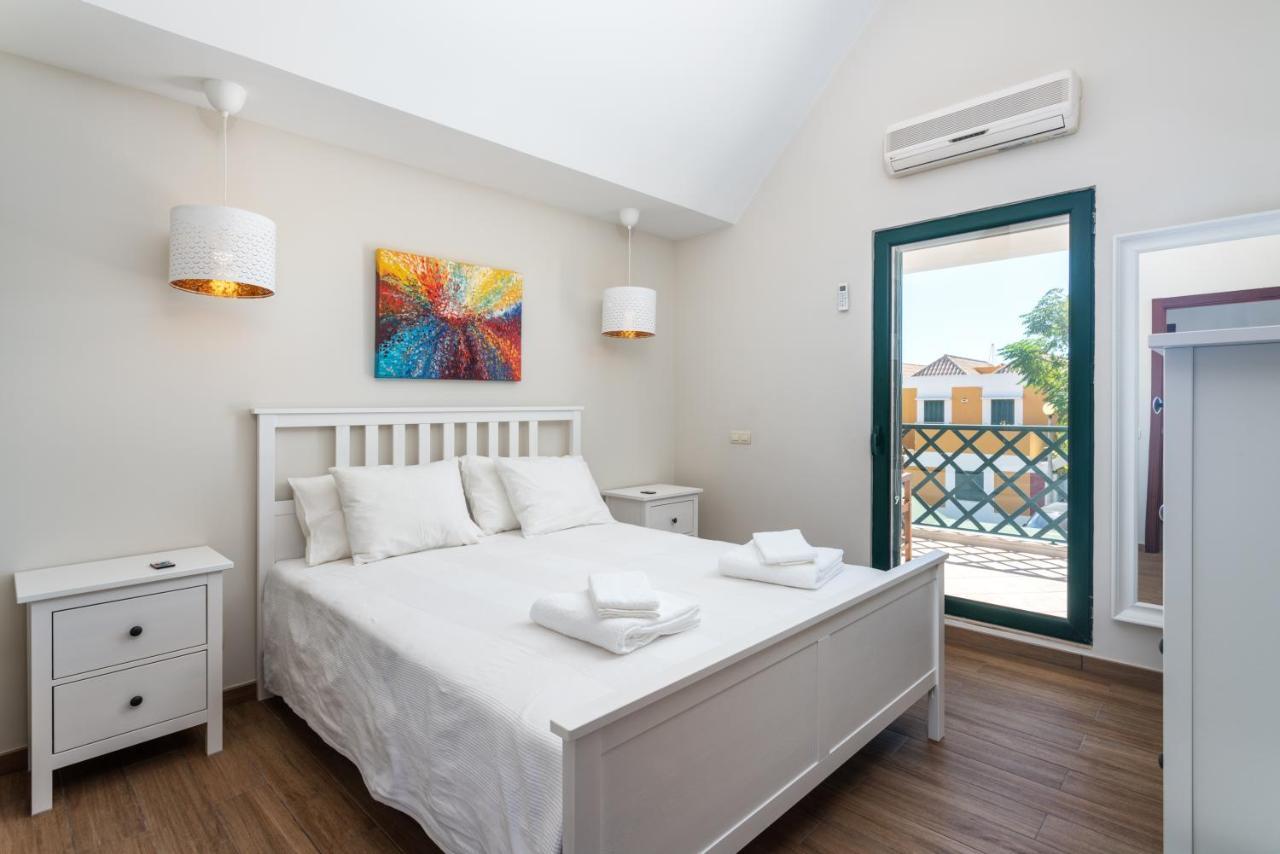 Holiday House In Elite Residential Area Of FAO Buitenkant foto